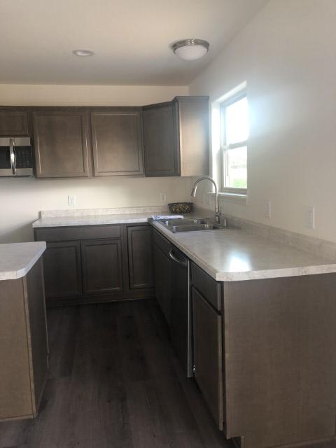 1406 Grandview Court, Grandview Heights, Watertown, Wisconsin, United States 53098, 4 Bedrooms Bedrooms, ,2.5 BathroomsBathrooms,Home,Sold,Grandview Court,2,1279