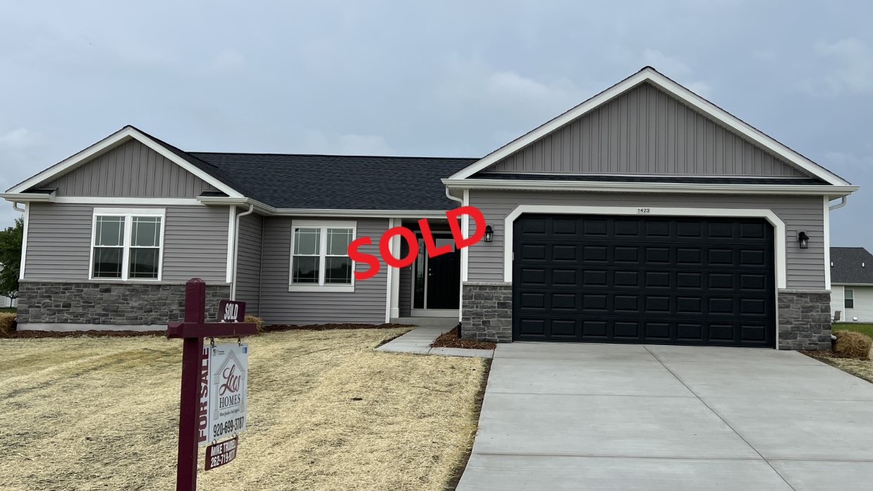 1423 Beacon Drive, Grandview Heights, Watertown, Wisconsin, United States 53098, 3 Bedrooms Bedrooms, ,2 BathroomsBathrooms,Home,Sold,Beacon Drive,1317