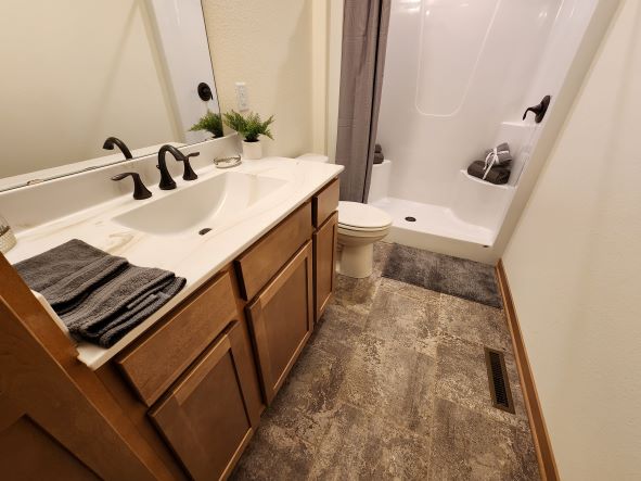 1790 Morgan Station Ct, Morgan Station, Oconomowoc, Wisconsin, United States 53066, 3 Bedrooms Bedrooms, ,2 BathroomsBathrooms,Home,Sold,Morgan Station Ct,1326