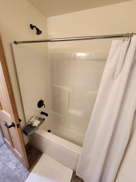 1790 Morgan Station Ct, Morgan Station, Oconomowoc, Wisconsin, United States 53066, 3 Bedrooms Bedrooms, ,2 BathroomsBathrooms,Home,Sold,Morgan Station Ct,1326