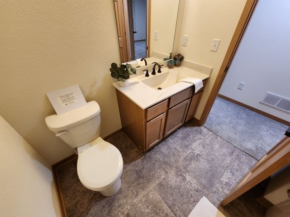 1790 Morgan Station Ct, Morgan Station, Oconomowoc, Wisconsin, United States 53066, 3 Bedrooms Bedrooms, ,2 BathroomsBathrooms,Home,Sold,Morgan Station Ct,1326