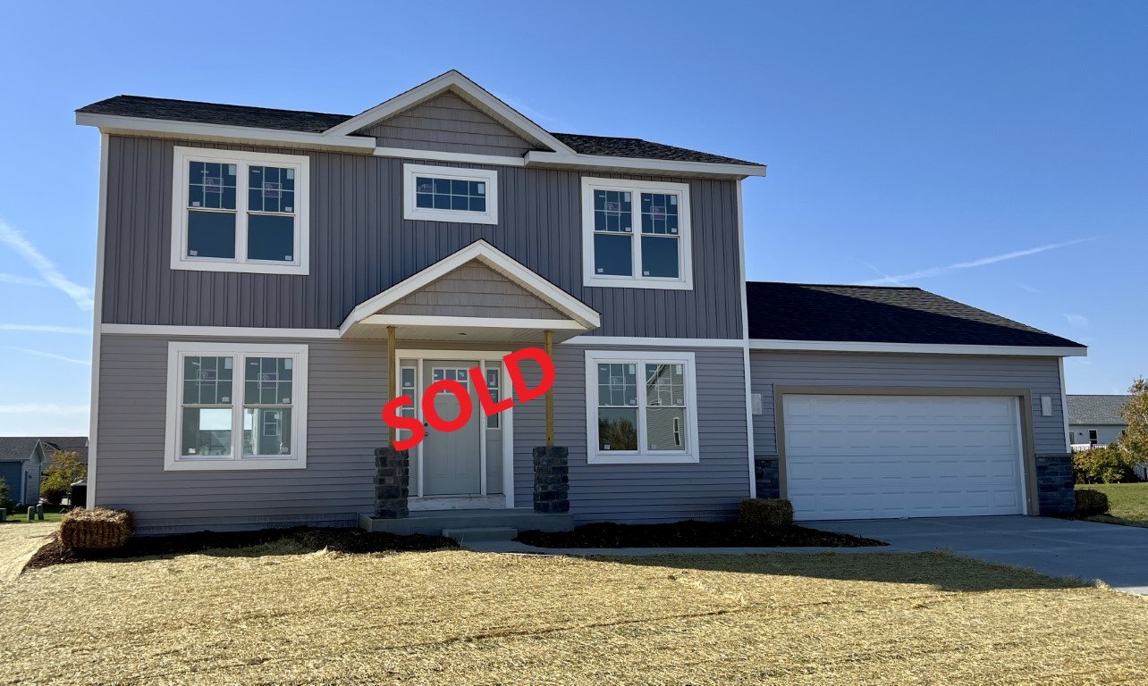 345 Crestview Lane, Crest View Lane, Lake Mills, Wisconsin, United States 53551, 4 Bedrooms Bedrooms, ,2.5 BathroomsBathrooms,Home,Sold,Crestview Lane,1332