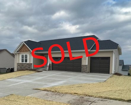 428 Champlain Dr, Morse Farms Highlands, Johnson Creek, Wisconsin, United States 53038, 3 Bedrooms Bedrooms, ,2 BathroomsBathrooms,Home,Sold,Champlain Dr,1333