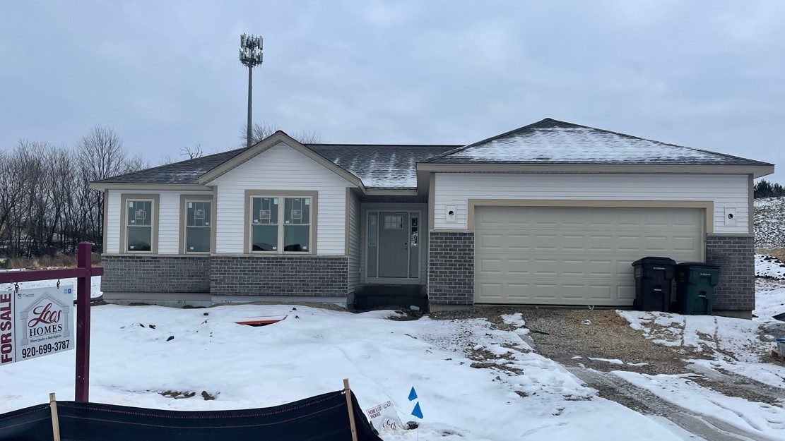 1424 Tyranena Terrace, Tyranena Point, Lake Mills, Wisconsin, United States 53551, 3 Bedrooms Bedrooms, ,2 BathroomsBathrooms,Home,Sold,Tyranena Terrace,1336