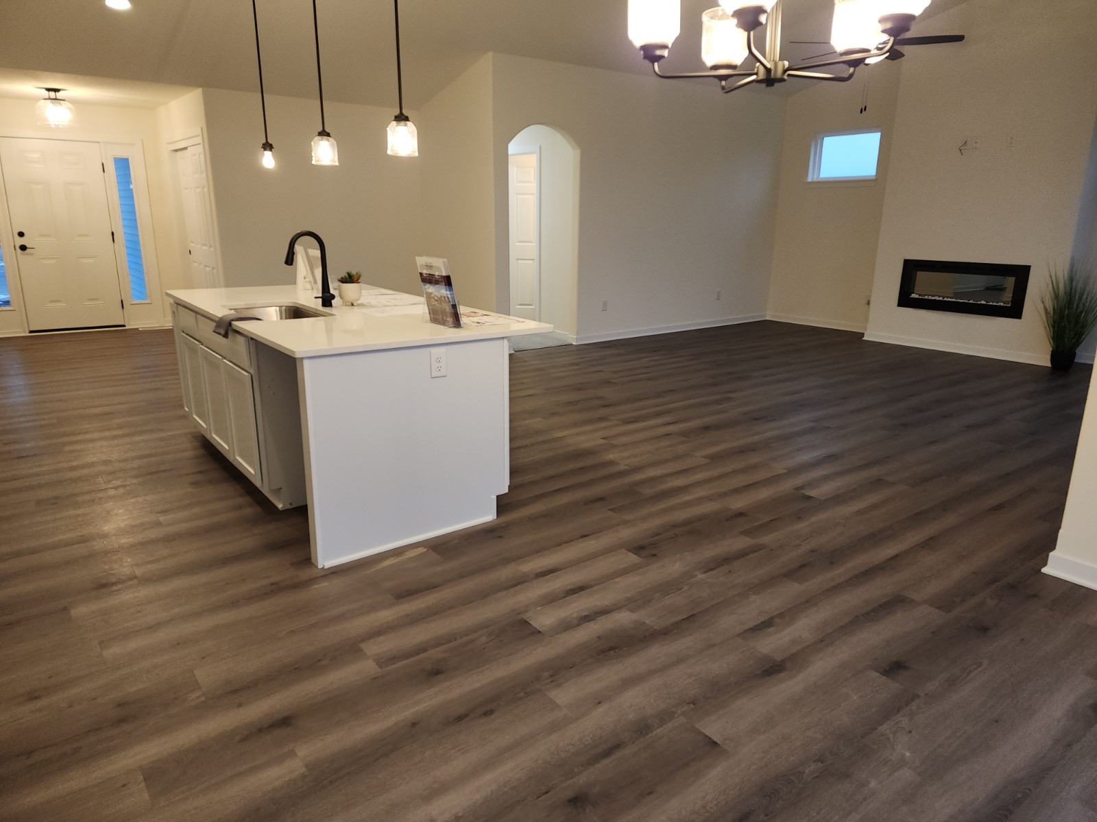 1737 Arthurs Pass, Morgan Station, Oconomowoc, Wisconsin, United States 53066, 3 Bedrooms Bedrooms, ,2 BathroomsBathrooms,Home,Sold,Arthurs Pass,1347