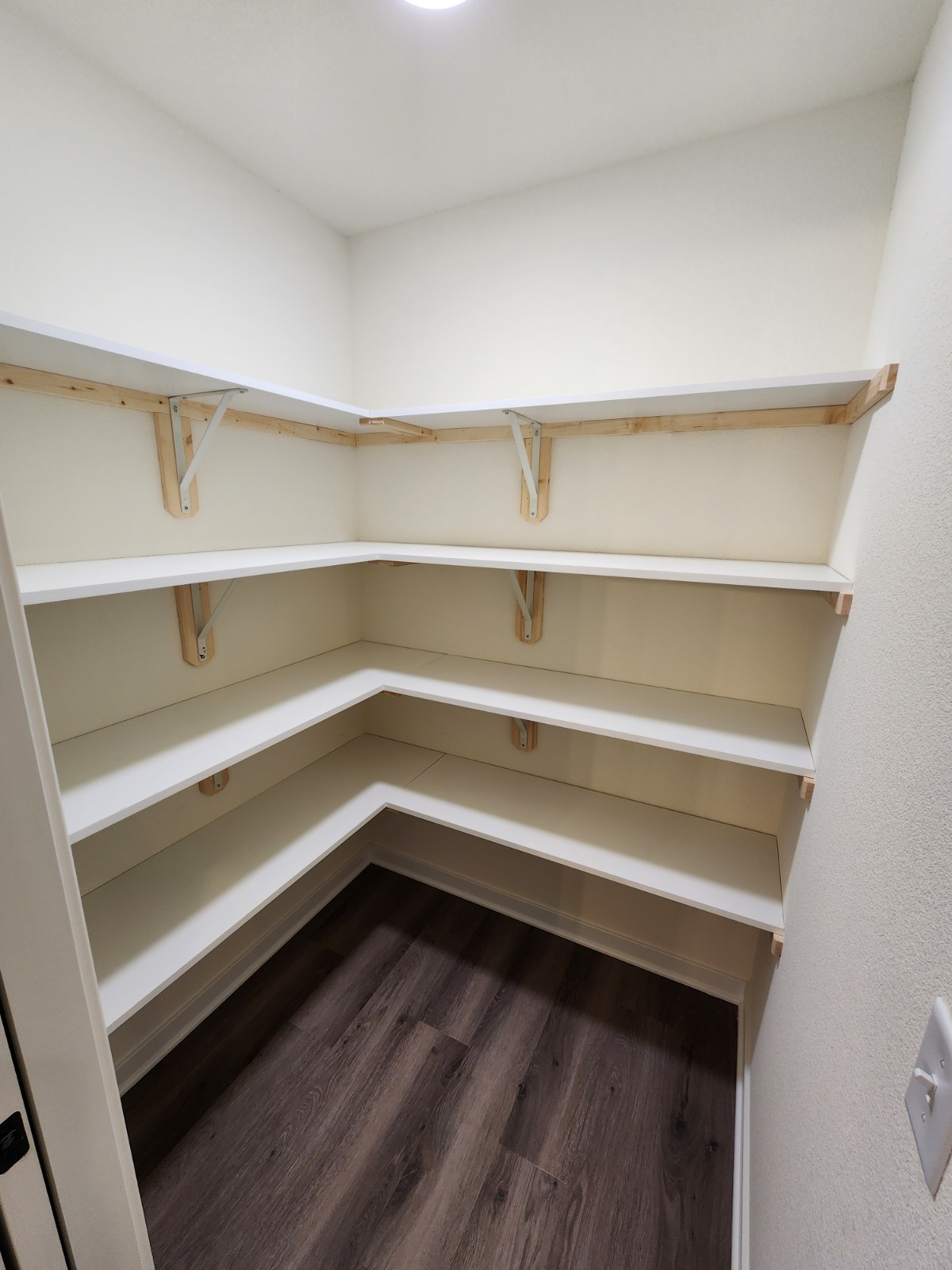 1737 Arthurs Pass, Morgan Station, Oconomowoc, Wisconsin, United States 53066, 3 Bedrooms Bedrooms, ,2 BathroomsBathrooms,Home,Sold,Arthurs Pass,1347