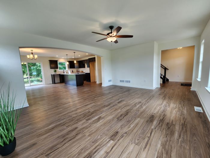 781 S. Dewey Ave., Conservancy Place, Jefferson, Wisconsin, United States 53549, 4 Bedrooms Bedrooms, ,2.5 BathroomsBathrooms,Home,Sold,S. Dewey Ave.,1351