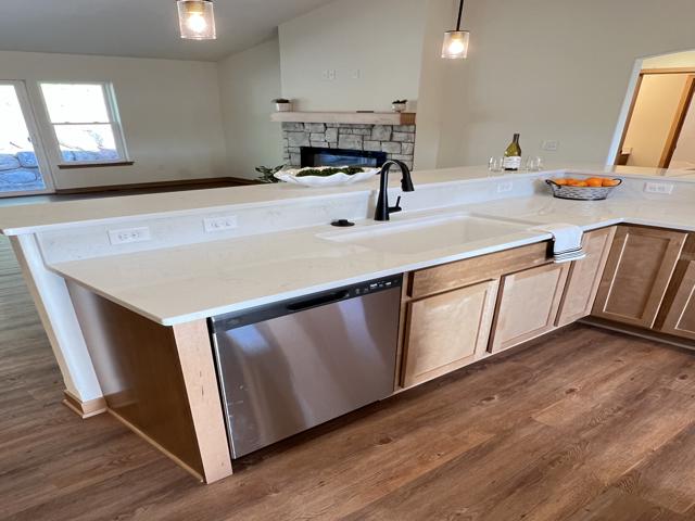 513 Pheasant Trail, Morning Side Estates, Deerfield, Wisconsin, United States 53531, 3 Bedrooms Bedrooms, ,2 BathroomsBathrooms,Home,Sold,Pheasant Trail,1366