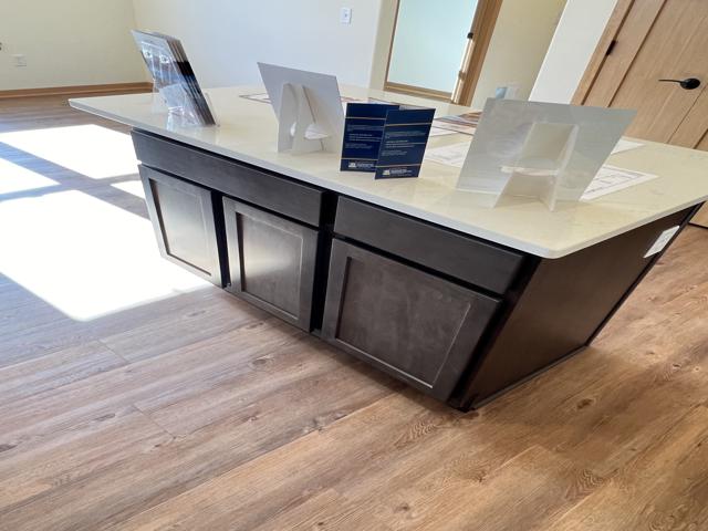 513 Pheasant Trail, Morning Side Estates, Deerfield, Wisconsin, United States 53531, 3 Bedrooms Bedrooms, ,2 BathroomsBathrooms,Home,Sold,Pheasant Trail,1366