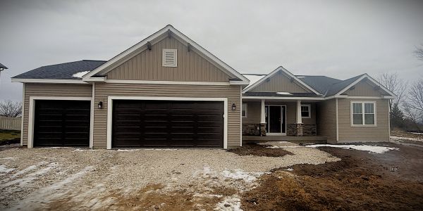 782 Golf Drive, Fairways of Jefferson, Jefferson, Wisconsin, United States 53549, 3 Bedrooms Bedrooms, 0 ,2 BathroomsBathrooms,Home,Sold,Golf Drive,0,1477