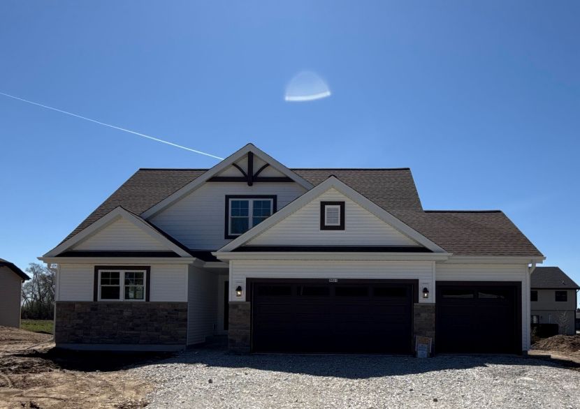 5821 Bridle Way, Jannah Village, Madison, Wisconsin, United States 53718, 4 Bedrooms Bedrooms, 0 ,2.5 BathroomsBathrooms,Home,Accepted Offer,Bridle Way,0,1482