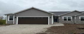 121 Resort Dr, Pleasant Park, Johnson Creek, Wisconsin, United States 53038, 3 Bedrooms Bedrooms, 0 ,2 BathroomsBathrooms,Home,Accepted Offer,Resort Dr,0,1489