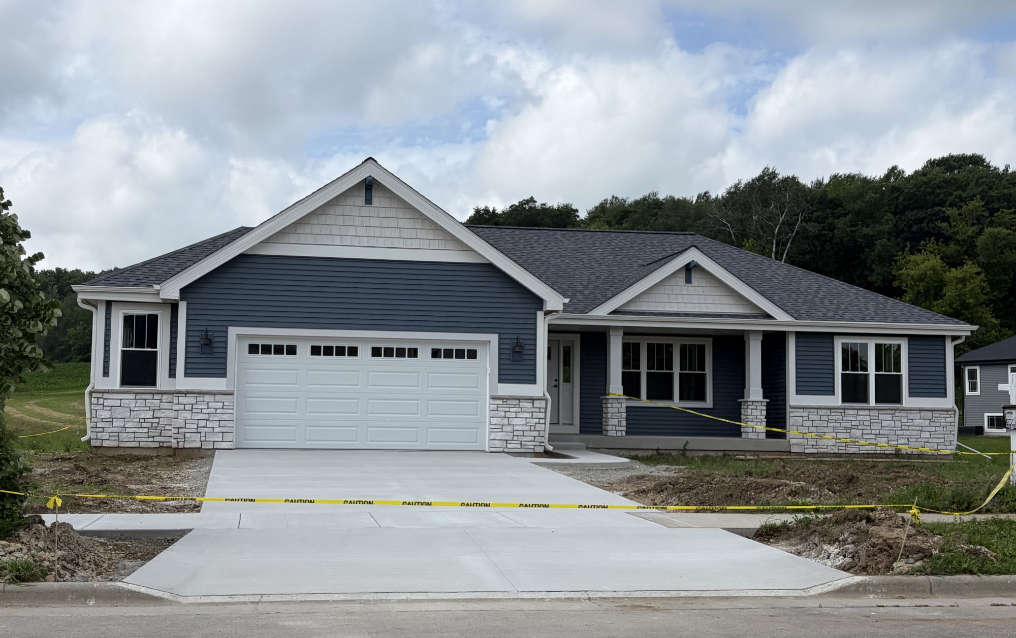 171 Savannah Parkway, Savannah Parkway, Deerfield, Wisconsin, United States 53531, 3 Bedrooms Bedrooms, 0 ,2 BathroomsBathrooms,Home,Accepted Offer,Savannah Parkway,0,1508