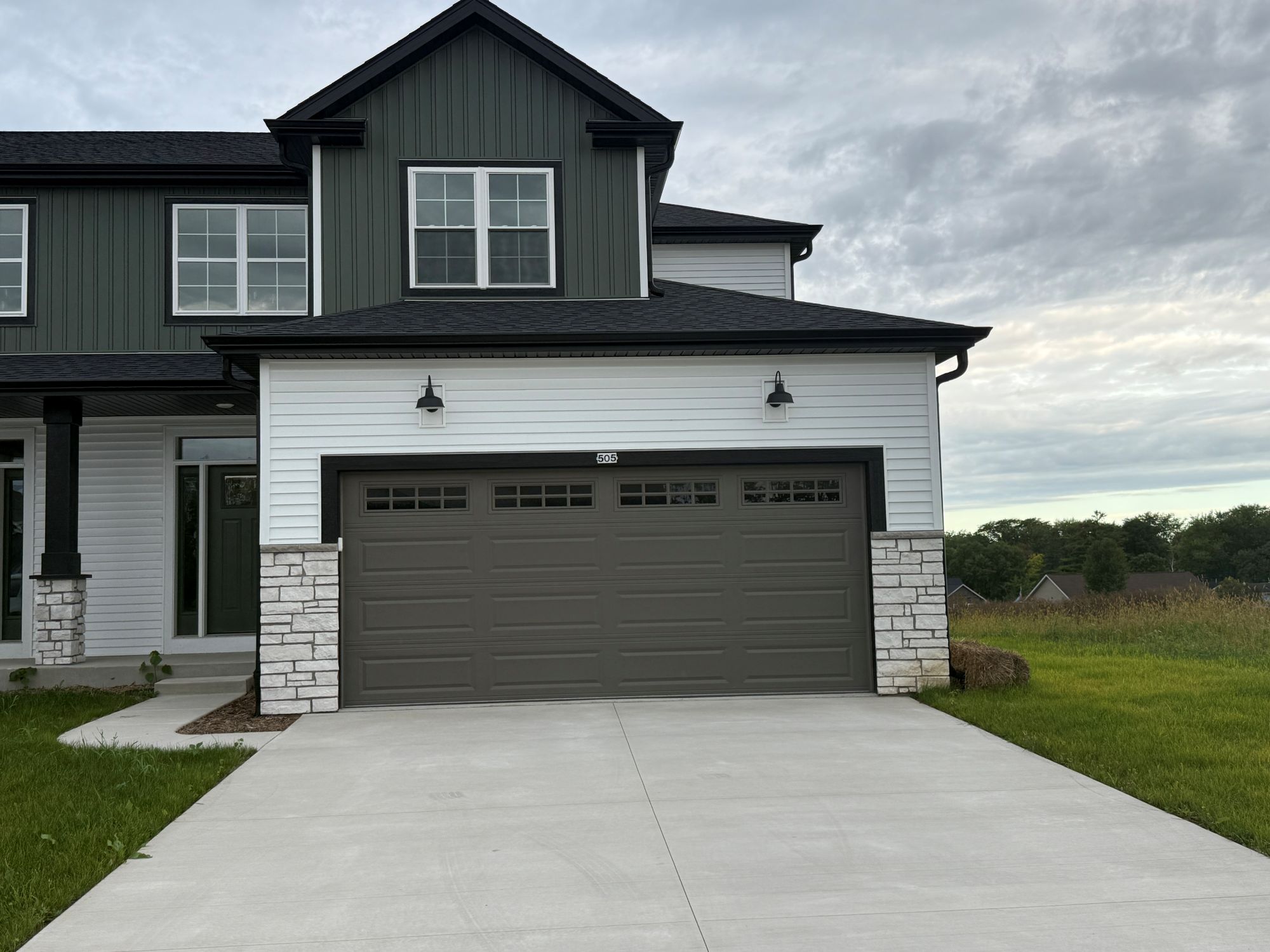 505 Golf Dr, Fairways of Jefferson, Jefferson, Wisconsin, United States 53549, 3 Bedroom Bedrooms, 0 ,2.5 BathroomBathrooms,Home,For Sale,Golf Dr,0,1511