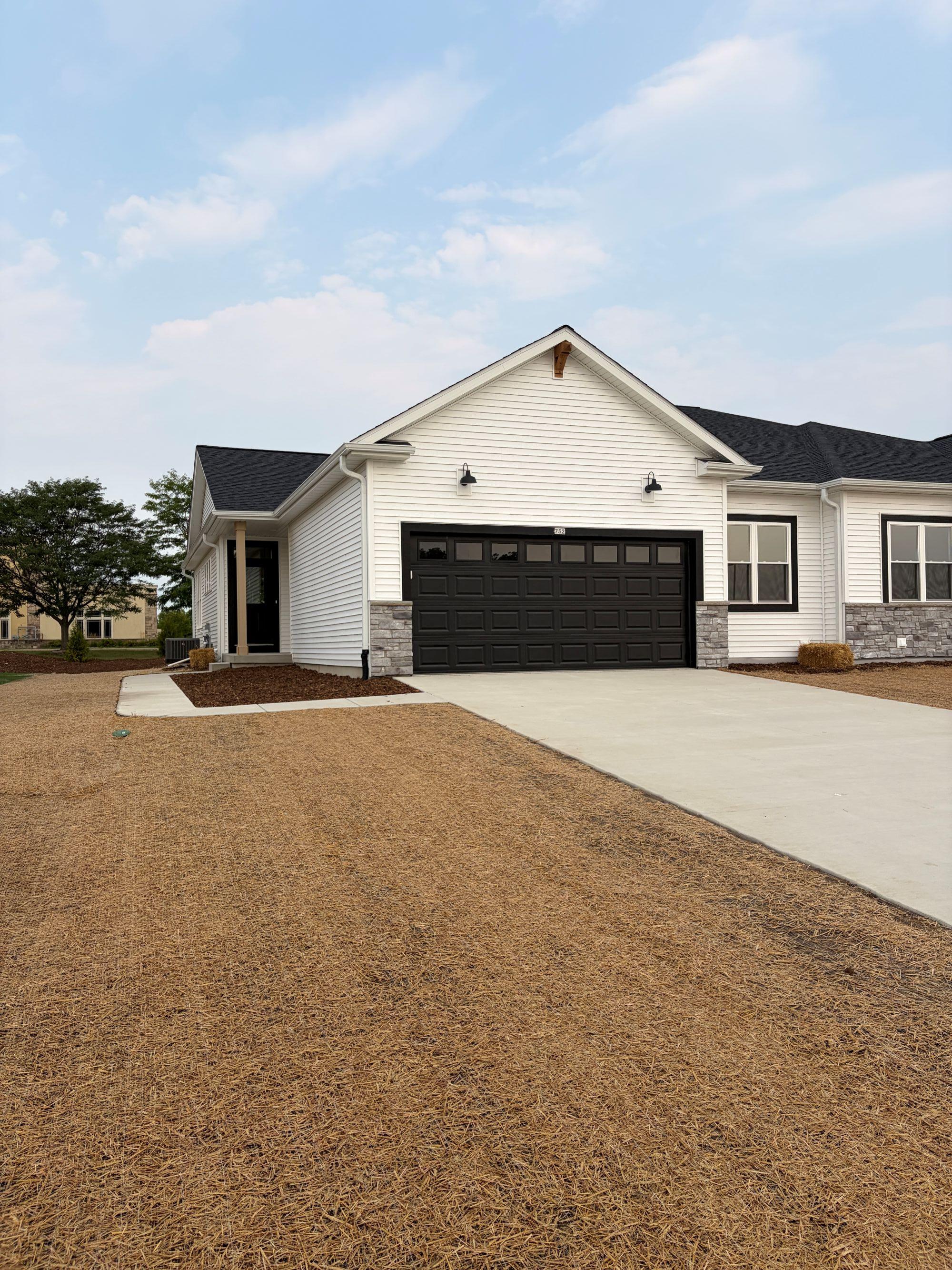 752 Pleasant Park Ct, Pleasant Park, Johnson Creek, Wisconsin, United States 53038, 3 Bedrooms Bedrooms, 0 ,2 BathroomsBathrooms,Home,For Sale,Pleasant Park Ct,0,1515 752 Pleasant Park Ct, Pleasant Park, Johnson Creek, Wisconsin, United States 53038, 3 Bedrooms Bedrooms, 0 ,2 BathroomsBathrooms,Home,For Sale,Pleasant Park Ct,0,1515
